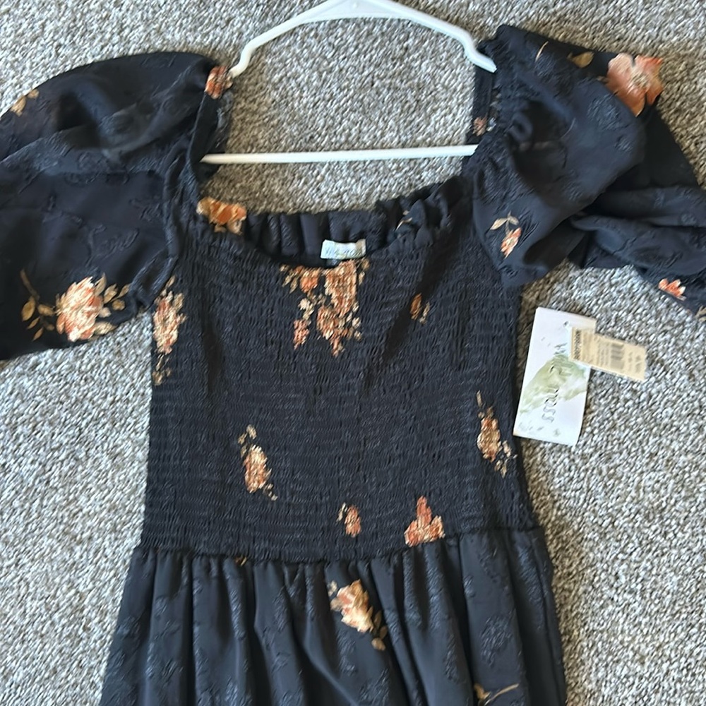 Wild moss  black floral dress